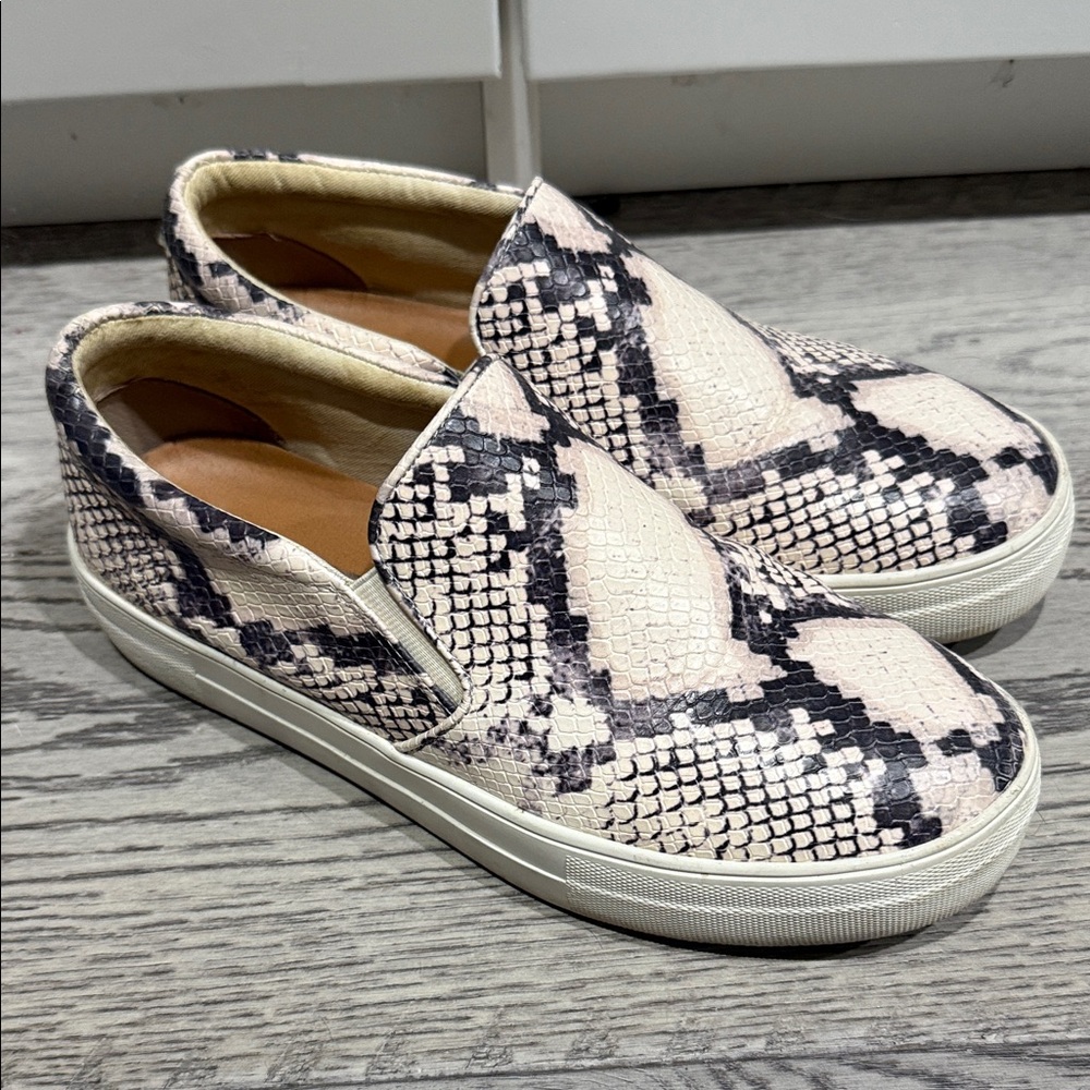 Snakeskin Slip-On Steve Madden